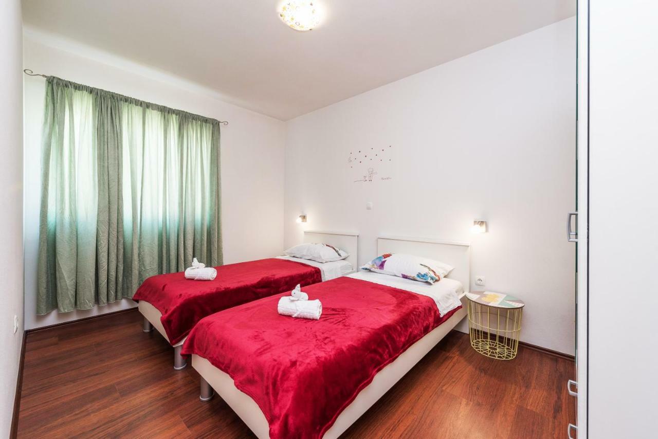 Apartman Micko Привлака Екстер'єр фото